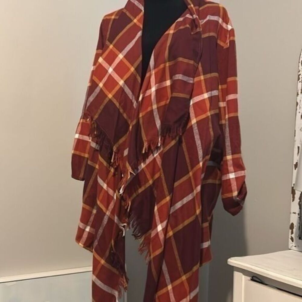Maurice’s fringe  Cardigan medium   F